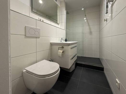 Wohnung zur Miete 500 € 2 Zimmer 50 m² 1. Geschoss frei ab sofort Barmen Wuppertal 42281