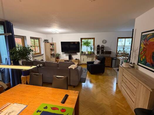 Wohnung zur Miete 775 € 3 Zimmer 87 m² frei ab 01.12.2026 St.-Nikolaus-Straße 35 Altstadt Bayreuth 95445