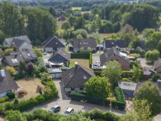 Einfamilienhaus zum Kauf 360.000 € 7 Zimmer 180 m² 649 m² Grundstück frei ab 01.10.2026 Leeden Tecklenburg 49545