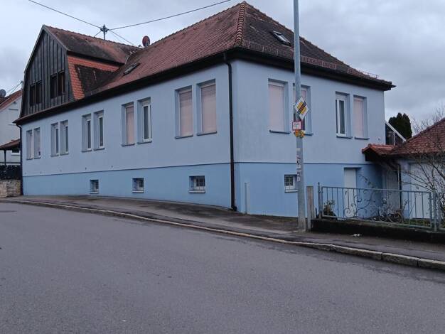 Mehrfamilienhaus zum Kauf 1.350.000 € 12 Zimmer 330 m² 1.978 m² Grundstück Gomaringen 72810