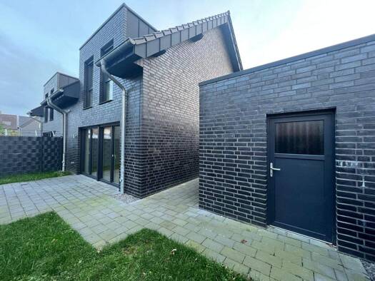 Doppelhaushälfte zur Miete 1.290 € 4 Zimmer 105 m² 210 m² Grundstück Emmerich 46446