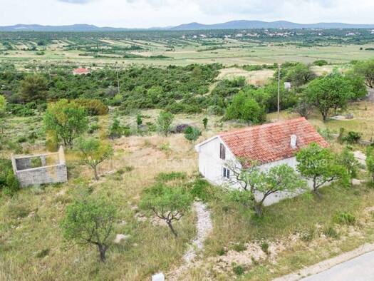 Einfamilienhaus zum Kauf 138.000 € 2 Zimmer 78 m² Skradin 22222