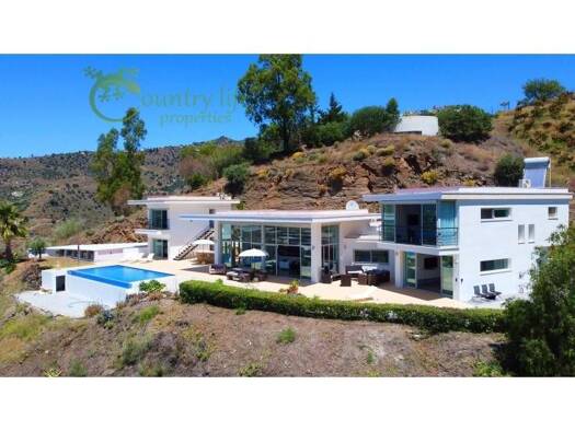 Villa zum Kauf 1.350.000 € 4 Zimmer 364 m² 13.407 m² Grundstück Calle La Solana Sayalonga 29752