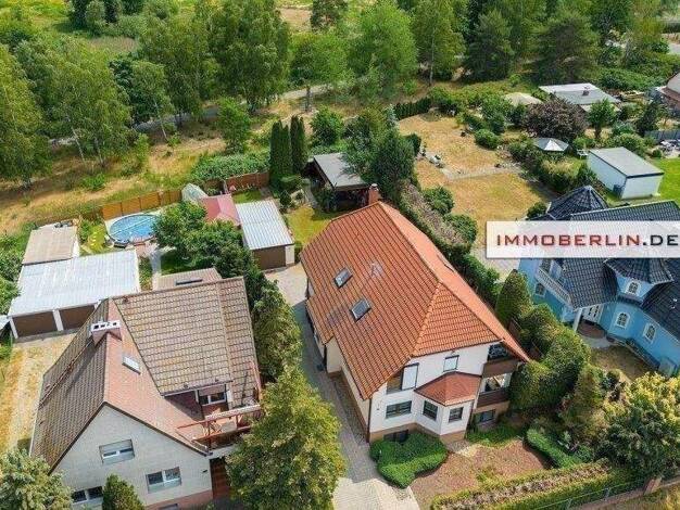 Einfamilienhaus zum Kauf 995.000 € 7 Zimmer 376 m² 786 m² Grundstück frei ab sofort Falkensee 14612