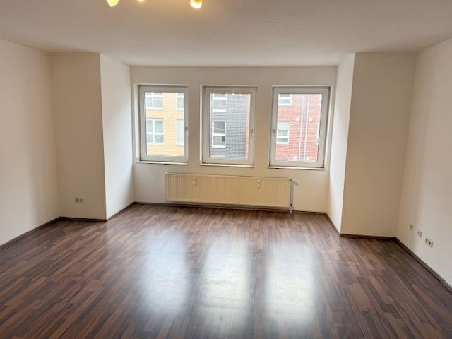 Wohnung zur Miete 400 € 1 Zimmer 33 m²<br/>Wohnfläche 3.<br/>Geschoss ab sofort<br/>Verfügbarkeit Flingern - Süd Düsseldorf 40233