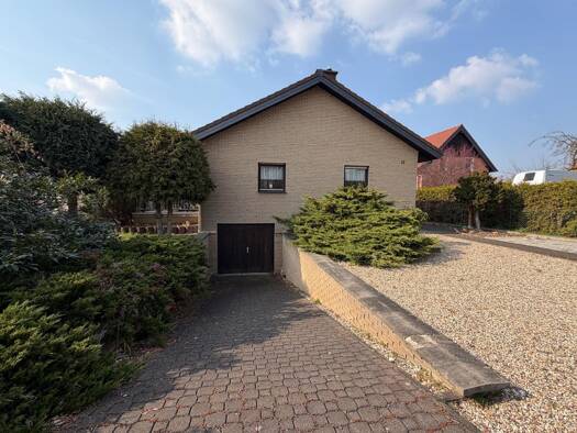 Einfamilienhaus zum Kauf 515.000 € 4 Zimmer 114 m² 3.060 m² Grundstück Weinböhla 01689