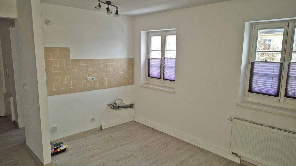 Studio zur Miete 230 € 1 Zimmer 23 m² 2. Geschoss Bahnhofstraße Radeberg 01454