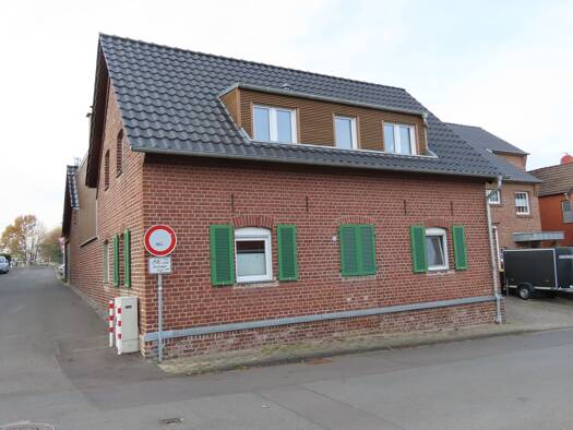 Einfamilienhaus zum Kauf 650.000 € 5 Zimmer 180 m² 300 m² Grundstück frei ab 01.05.2026 Gohr Dormagen 41542