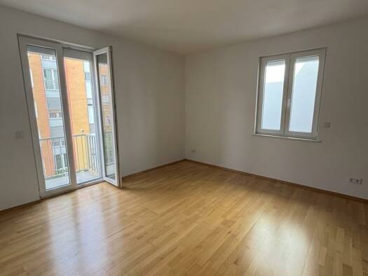 Wohnung zum Kauf 389.000 € 3 Zimmer 90,2 m² Geschoss 1/3 frei ab sofort Altstadt Würzburg 97080