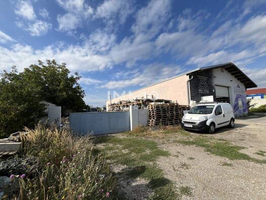 Lagerhalle zur Miete 2.800 € 234 m² Lagerfläche Obersdorf 2120