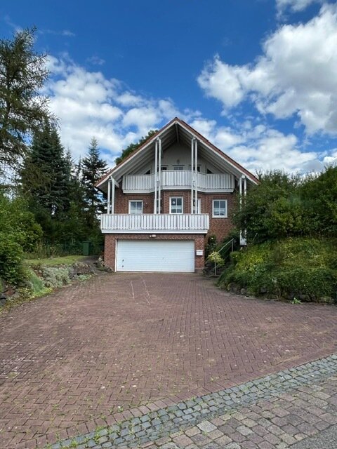 Einfamilienhaus zum Kauf provisionsfrei 320.000 € 4 Zimmer 160 m²<br/>Wohnfläche 593 m²<br/>Grundstück ab sofort<br/>Verfügbarkeit Adorf Diemelsee 34519