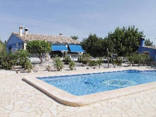 Haus zum Kauf 435.000 € 195 m² 3.870 m² Grundstück Alicante 03195