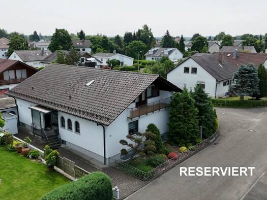 Haus zum Kauf provisionsfrei 545.000 € 7 Zimmer 200 m² 647 m² Grundstück Heinestr. 22 Riedlingen 88499