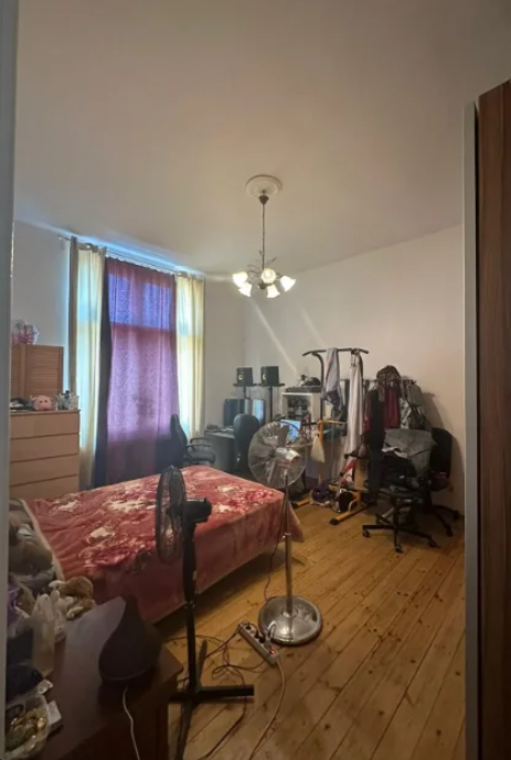 Property thumbnail 3