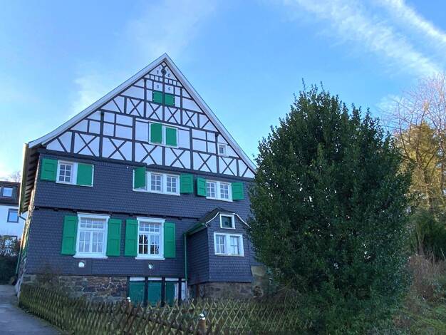 Einfamilienhaus zum Kauf 234.000 € 12 Zimmer 260 m² 385 m² Grundstück Solingen-Mitte Solingen 42651