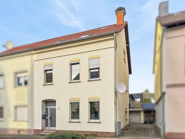 Doppelhaushälfte zum Kauf 149.000 € 8 Zimmer 190,2 m² 369 m² Grundstück Blomberg 32825