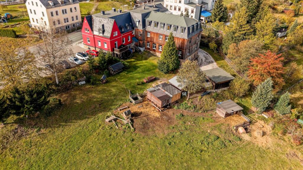 Mehrfamilienhaus zum Kauf 22 Zimmer 624 m² 8.534 m² Grundstück Bärenstein 09471