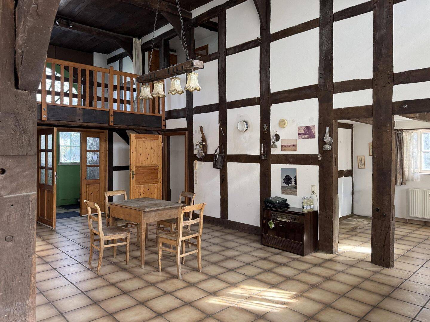 Immobilie in Detmold - Denkmalgeschütztes Fachwerkjuwel - 1994 aufwendig und liebevoll kernsaniert - Bild 4