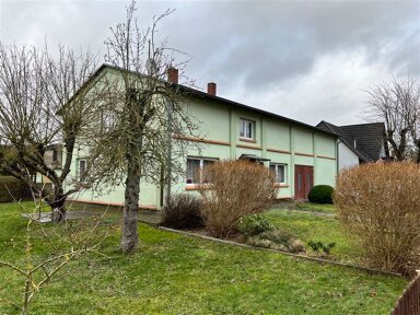 Haus zum Kauf provisionsfrei 255.000 € 6 Zimmer 300 m² 1.325 m² Grundstück frei ab sofort Bandower Chaussee 4 Letschow Schwaan 18258