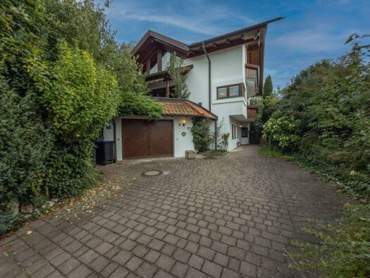 Einfamilienhaus zum Kauf 1.350.000 € 7 Zimmer 180 m² 655 m² Grundstück Chieming 83339