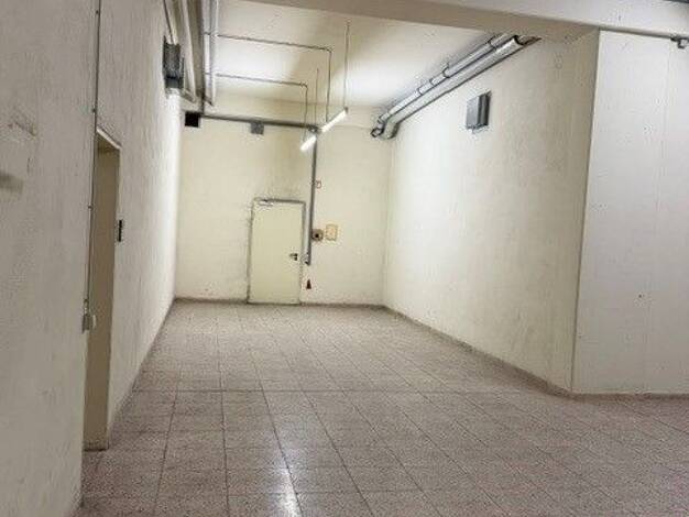 Halle/Industriefläche zur Miete provisionsfrei 7,50 € 200 m² Lagerfläche teilbar von 1 m² bis 200 m² Innenstadt Fürth 90762