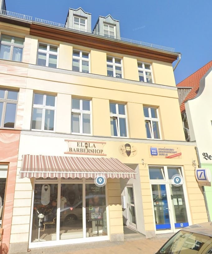 Wohnung zur Miete 675 € 3 Zimmer 90 m²<br/>Wohnfläche 01.12.2024<br/>Verfügbarkeit Lange Str. 42 Bützow Bützow 18246