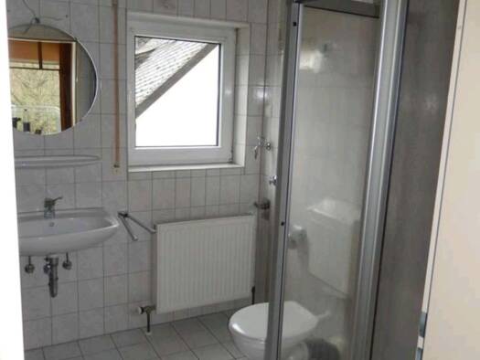 Wohnung zur Miete 850 € 3 Zimmer 106 m² Geschoss 1/2 frei ab sofort Rhens 56321