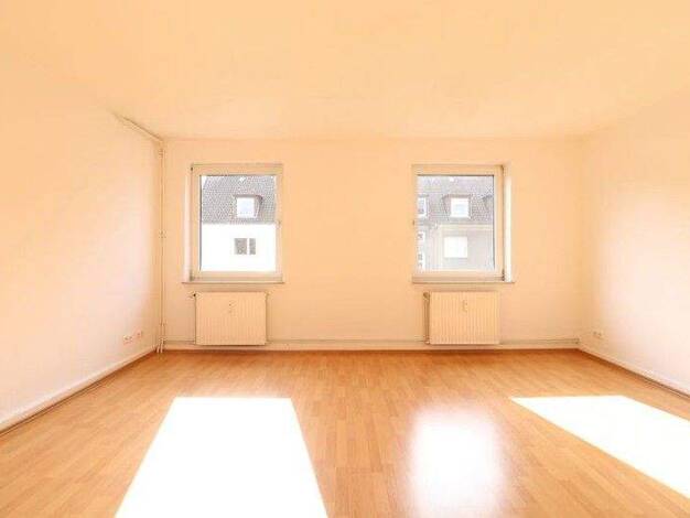 Wohnung zur Miete 899 € 3,5 Zimmer 72 m² frei ab 01.05.2026 Apenraderstraße 14 Vahrenwald Hannover 30165