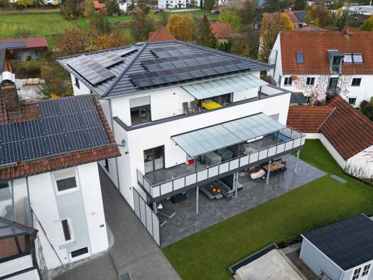 Wohnung zur Miete 865 € 3 Zimmer 81,3 m² Geschoss 1/3 frei ab sofort Ascha Ascha 94347