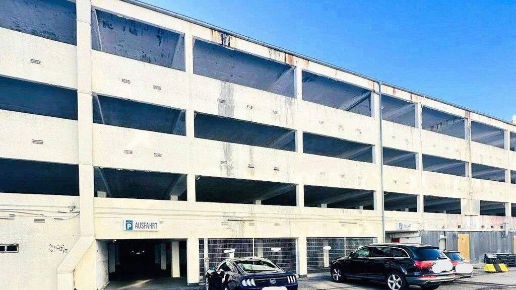 Parkhaus zur Miete provisionsfrei 75 € Bergstraße 17 Damperhof Kiel 24103