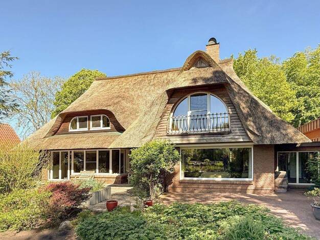 Haus zum Kauf 1.195.000 € 11 Zimmer 385 m² 13.000 m² Grundstück Rickert 24782