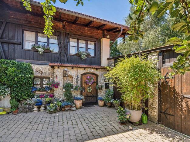 Bauernhaus zum Kauf 1.099.000 € 6 Zimmer 170 m² 1.000 m² Grundstück Kleinhöhenrain Feldkirchen-Westerham 83620