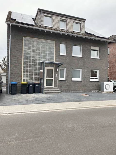 Wohnung zur Miete 905 € 4,5 Zimmer 105 m² Geschoss 1/12 frei ab sofort Asberg Moers 47441