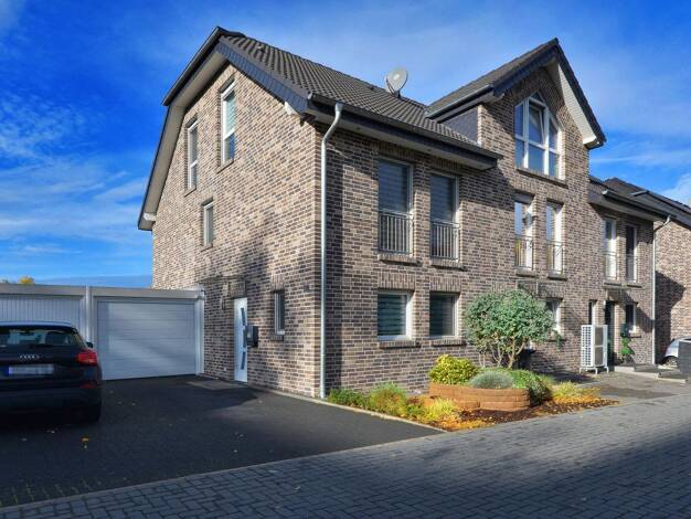 Reihenendhaus zum Kauf provisionsfrei 499.000 € 5 Zimmer 119 m² 345 m² Grundstück Günterstr. 56 Hochemmerich Duisburg 47226