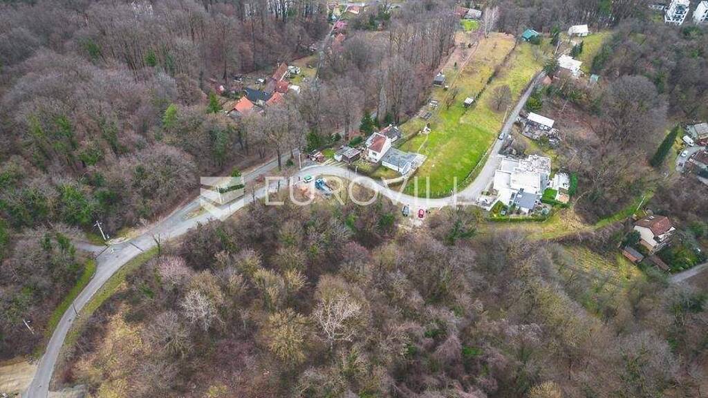 Land-/Forstwirtschaft zum Kauf 300.000 € Cukovici Gornja Kustosija