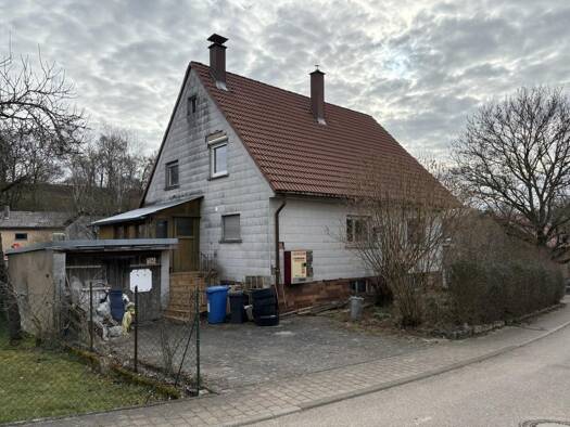Einfamilienhaus zum Kauf provisionsfrei 134.400 € 6 Zimmer 147,7 m² 1.184 m² Grundstück Niederstetten Niederstetten 97996