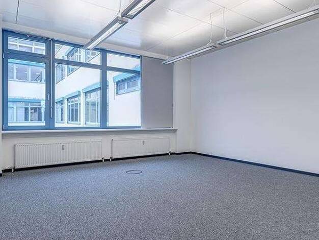Bürofläche zur Miete provisionsfrei 15 m² Bürofläche teilbar ab 15 m² Robert-Koch-Straße 50 Hechtsheim Mainz 55129