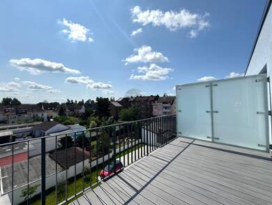 Penthouse zur Miete - Erstbezug 1.300 € 3 Zimmer 88 m² 3. Geschoss frei ab 01.08.2025 Hanau 63450