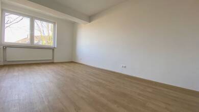Wohnung zur Miete 595 € 3 Zimmer 66,1 m² 2. Geschoss frei ab 16.06.2025 Flurstr. 30 Borbeck-Mitte Essen 45355
