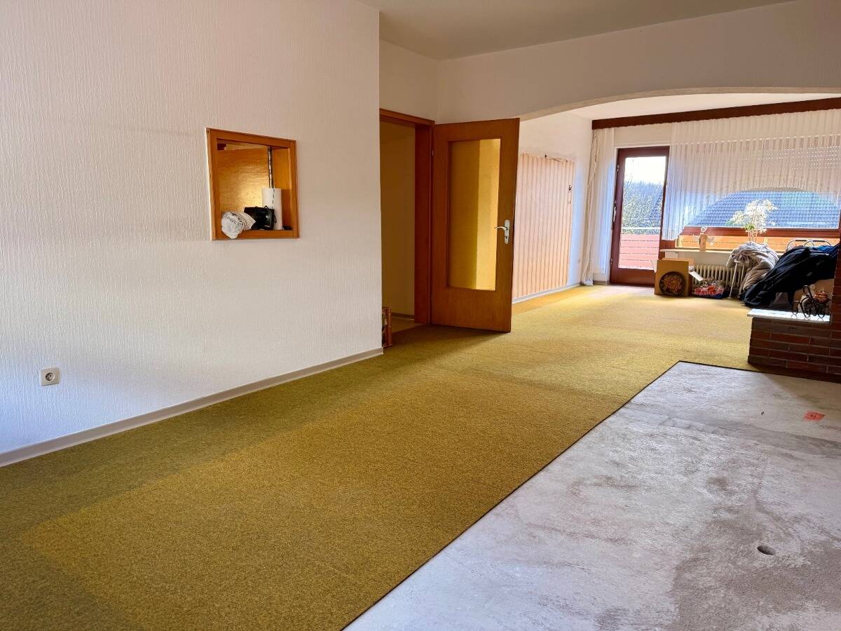 Immobilie in Friedrichsthal - Ein- bis Zweifamilienhaus in Friedrichsthal auf insgesamt ca. 163 m² mit sonnigem Garten - Bild 4