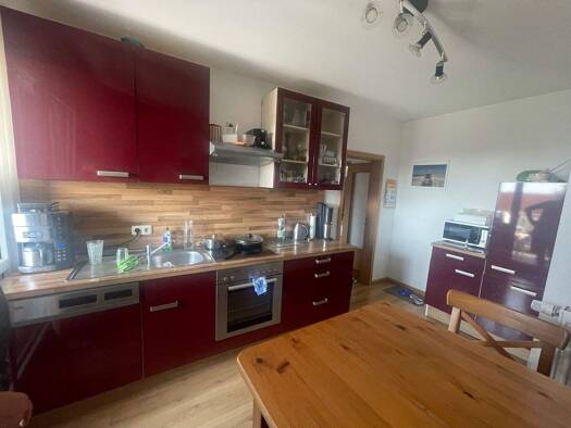 Wohnung zur Miete 589 € 4 Zimmer 90 m² Sonnenstraße 28 Glauchau 08371