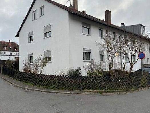 Mehrfamilienhaus zum Kauf als Kapitalanlage geeignet 625.000 € 8 Zimmer 268 m² 499 m² Grundstück Bruckwiesenstraße 10 Altenberg Oberasbach 90522