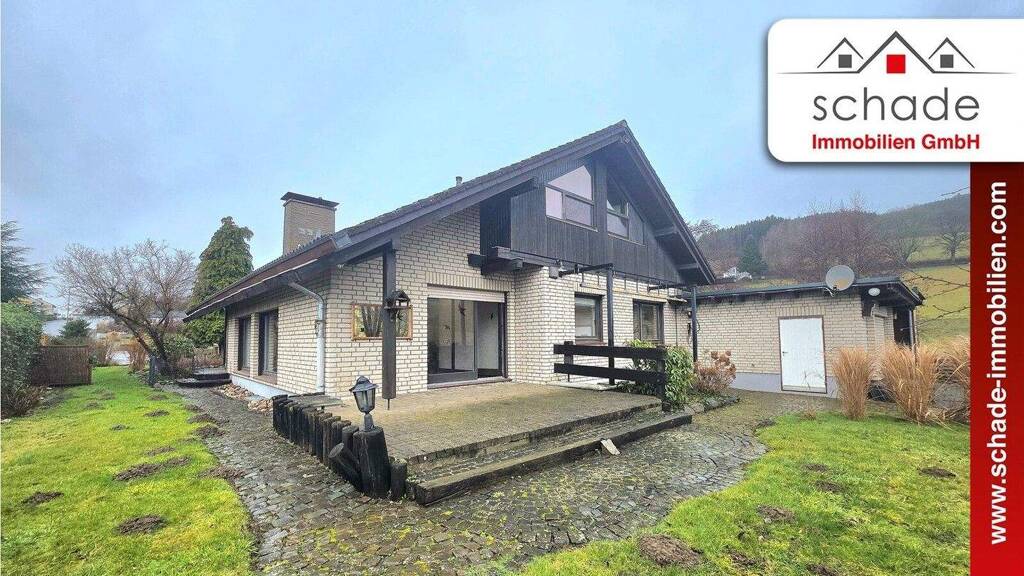 Einfamilienhaus zur Miete 1.150 € 4 Zimmer 160 m² 1.049 m² Grundstück Hüinghausen Herscheid / Hüinghausen 58849