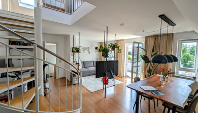 Wohnung zur Miete 1.230 € 2 Zimmer 77 m² Dachgeschoss, 2. Geschoss Mitterweg 4a Herrsching Herrsching am Ammersee 82211