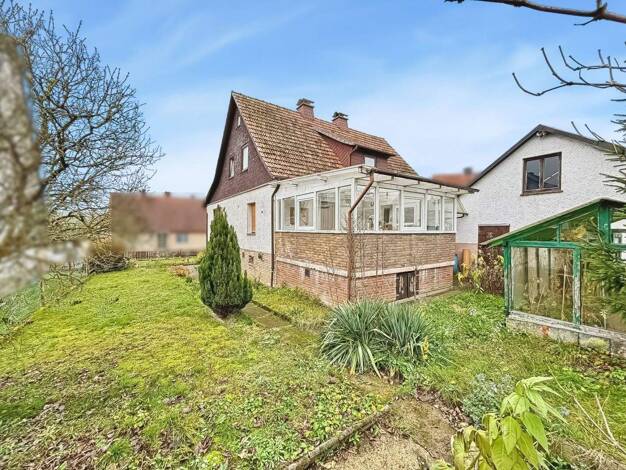 Einfamilienhaus zum Kauf 249.000 € 7 Zimmer 140 m² 1.227 m² Grundstück Hattenhof Neuhof 36119