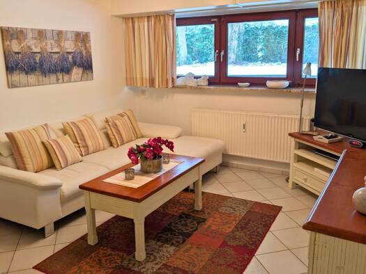 Wohnung zur Miete 700 € 1,5 Zimmer 42 m² UG frei ab sofort Timmendorfer Strand 23669