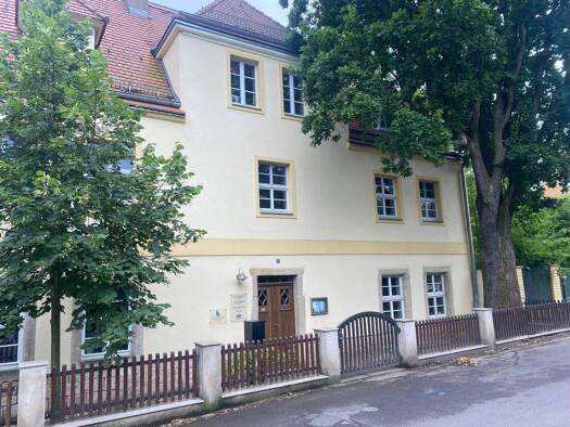 Bürogebäude zum Kauf provisionsfrei 7 Zimmer Knautkleeberg-Knauthain Leipzig 04229