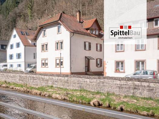 Mehrfamilienhaus zum Kauf 219.000 € 12 Zimmer 212 m² 626 m² Grundstück Schiltach 77761