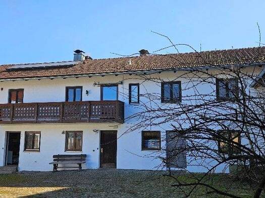 Haus zur Miete 1.250 € 5 Zimmer 160 m² 1.600 m² Grundstück frei ab sofort Hennermais Vilshofen an der Donau 94474