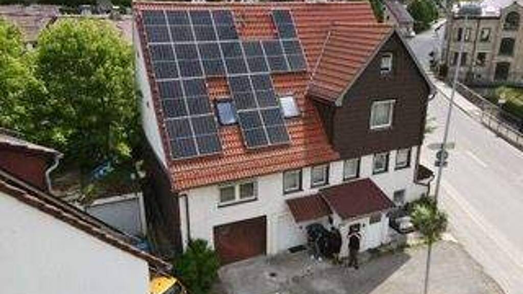 Einfamilienhaus zum Kauf 299.000 € 8 Zimmer 180 m² 286 m² Grundstück frei ab sofort Honau Lichtenstein 72805